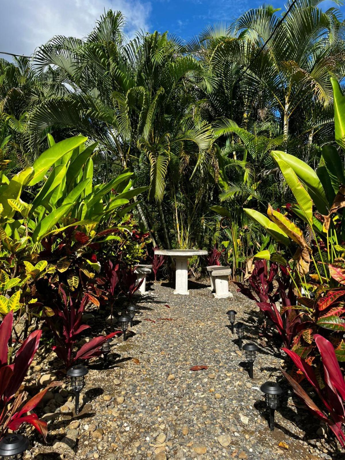 Cabanas Rio Escondido En La Fortuna Εξωτερικό φωτογραφία